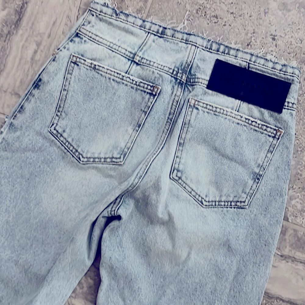 The MANNEI Nula High Rise Flare Jeans in Denim, Lt Blue, NWT, Size 34 - Picture 12 of 16